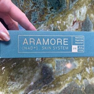 Aramore retinol peptide booster